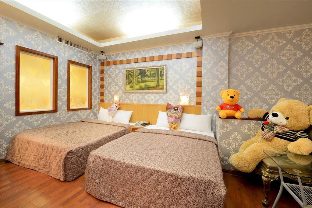 Holland Village Motel Tainan Exterior foto