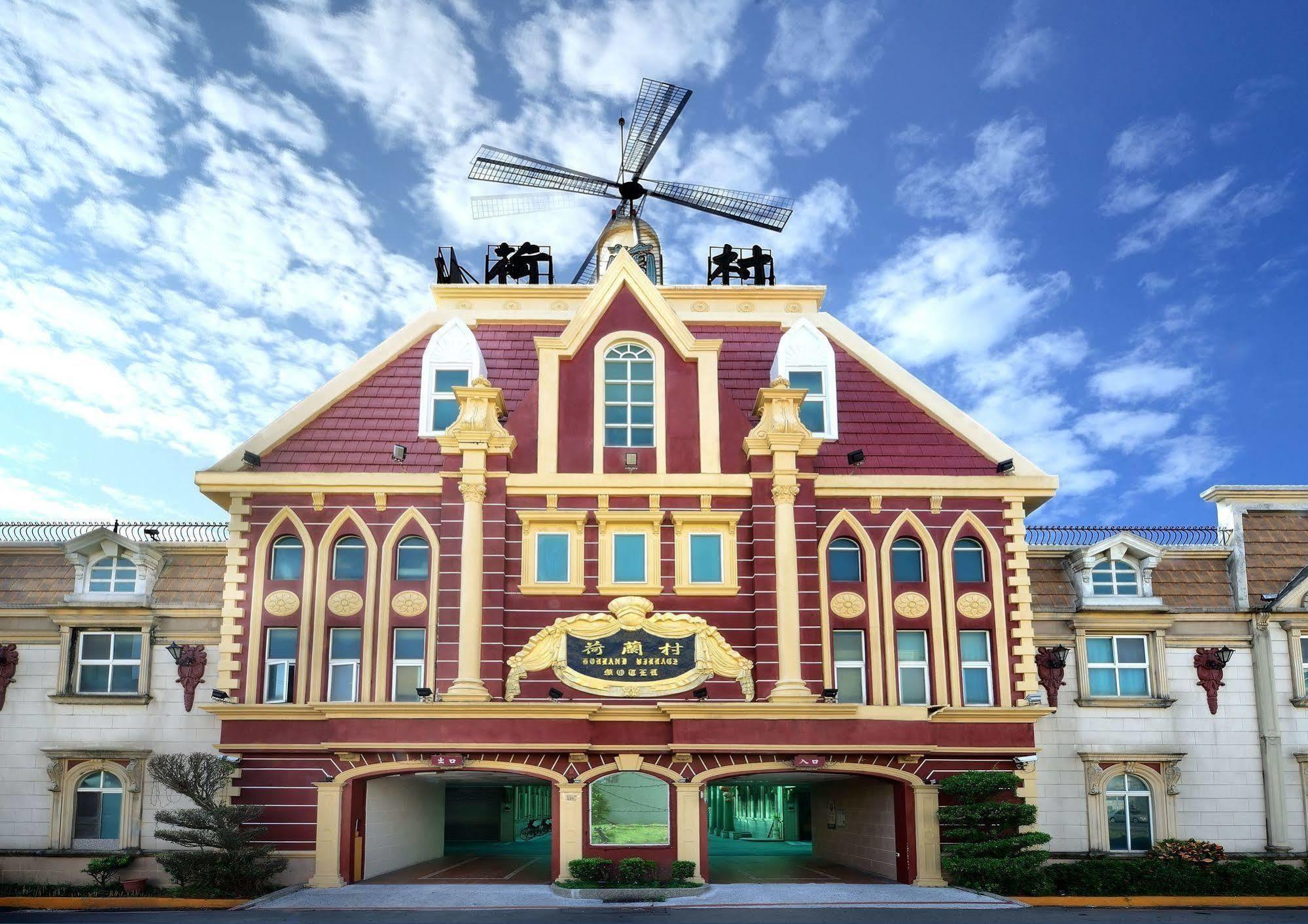 Holland Village Motel Tainan Exterior foto
